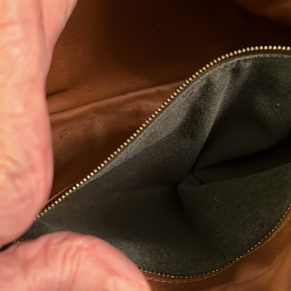 Louis Vuitton Crossbody Bag - Picture 5 of 16